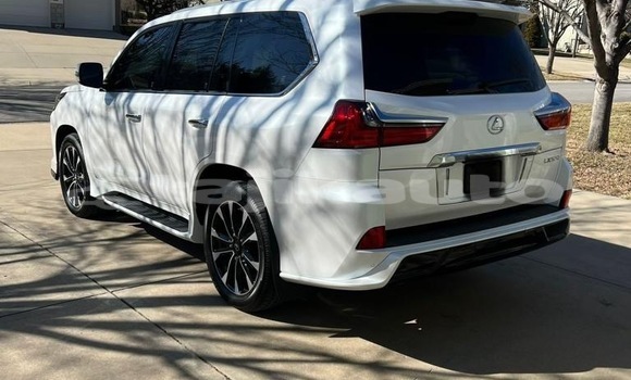Buy Used Lexus LX 570 White Car in Buston in Sughd Buy Used Lexus LX 570 White Car in Buston in Sughd