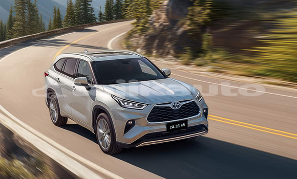 Buy New Toyota Highlander White Car in Dushanbe in Dushanbe Buy New Toyota Highlander White Car in Dushanbe in Dushanbe