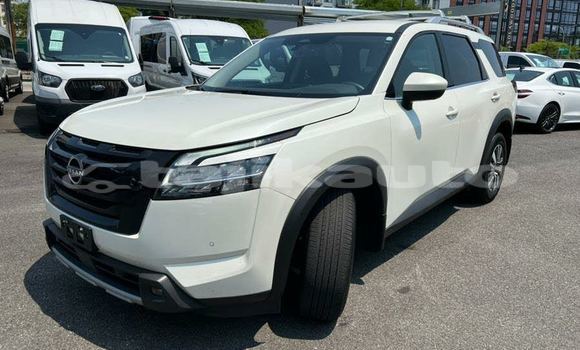 Buy Import Nissan Pathfinder White Car in Chorku in Sughd Buy Import Nissan Pathfinder White Car in Chorku in Sughd