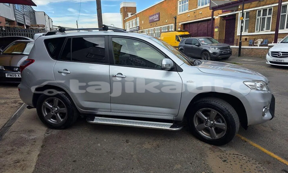 Buy Used Toyota RAV4 White Car in Dushanbe in Dushanbe Buy Used Toyota RAV4 White Car in Dushanbe in Dushanbe