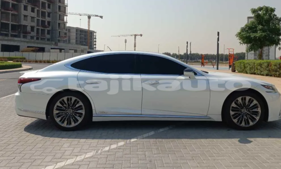 Buy Used Lexus LS White Car in Dushanbe in Dushanbe Buy Used Lexus LS White Car in Dushanbe in Dushanbe