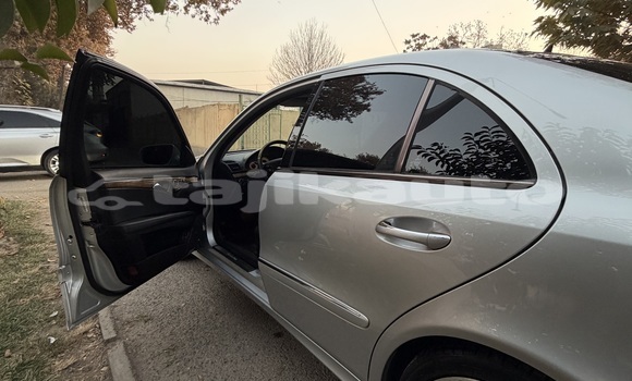 Buy Used Mercedes-Benz E–Class Silver Car in Dushanbe in Dushanbe Buy Used Mercedes-Benz E–Class Silver Car in Dushanbe in Dushanbe
