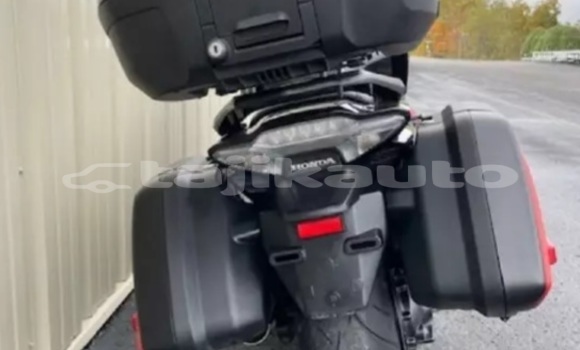 Buy Used Honda GOLD WING Black Bike in Shurob in Sughd Buy Used Honda GOLD WING Black Bike in Shurob in Sughd