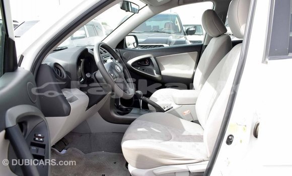 Buy Import Toyota 4Runner White Car in Import - Dubai in Dushanbe Buy Import Toyota 4Runner White Car in Import - Dubai in Dushanbe