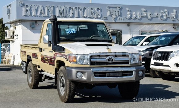 Buy Import Toyota Land Cruiser Beige Car in Import - Dubai in Dushanbe Buy Import Toyota Land Cruiser Beige Car in Import - Dubai in Dushanbe