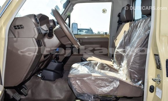 Buy Import Toyota Land Cruiser Beige Car in Import - Dubai in Dushanbe Buy Import Toyota Land Cruiser Beige Car in Import - Dubai in Dushanbe