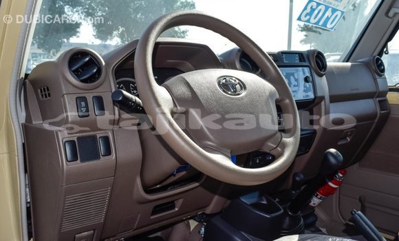 Buy Import Toyota Land Cruiser Beige Car in Import - Dubai in Dushanbe Buy Import Toyota Land Cruiser Beige Car in Import - Dubai in Dushanbe