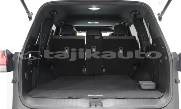 Buy Used Lexus LX White Car in Dushanbe in Dushanbe Buy Used Lexus LX White Car in Dushanbe in Dushanbe