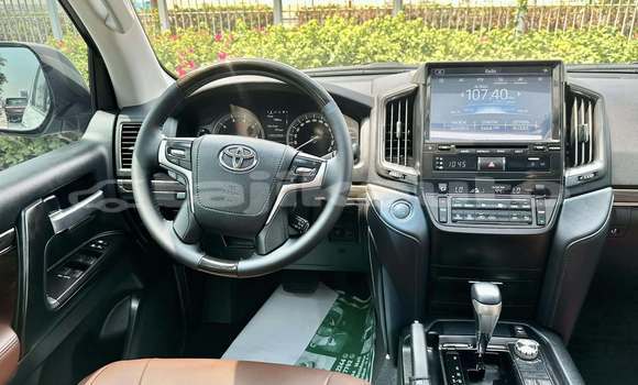 Buy Used Toyota Land Cruiser White Car in Dushanbe in Dushanbe Buy Used Toyota Land Cruiser White Car in Dushanbe in Dushanbe