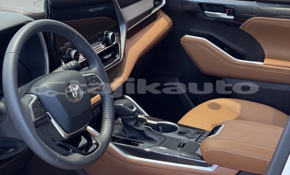 Buy New Toyota Highlander White Car in Dushanbe in Dushanbe Buy New Toyota Highlander White Car in Dushanbe in Dushanbe