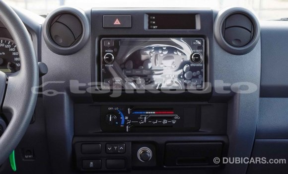 Buy Import Toyota Pickup White Car in Import - Dubai in Dushanbe Buy Import Toyota Pickup White Car in Import - Dubai in Dushanbe