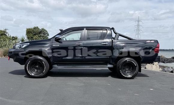 Buy Used Toyota Hilux Black Car in Dushanbe in Dushanbe Buy Used Toyota Hilux Black Car in Dushanbe in Dushanbe