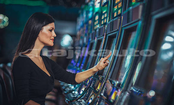 Medium with watermark istockphoto 494725754 612x612 1