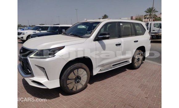 Buy Import Lexus LX White Car in Import - Dubai in Dushanbe Buy Import Lexus LX White Car in Import - Dubai in Dushanbe