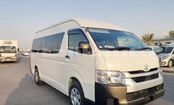 Buy Used Toyota Hiace White Car in Buston in Sughd Buy Used Toyota Hiace White Car in Buston in Sughd