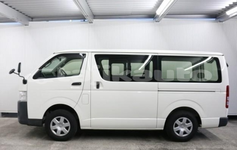 Big with watermark toyota hiace sughd buston 9086