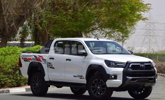 Buy Used Toyota Hilux White Car in Buston in Sughd Buy Used Toyota Hilux White Car in Buston in Sughd