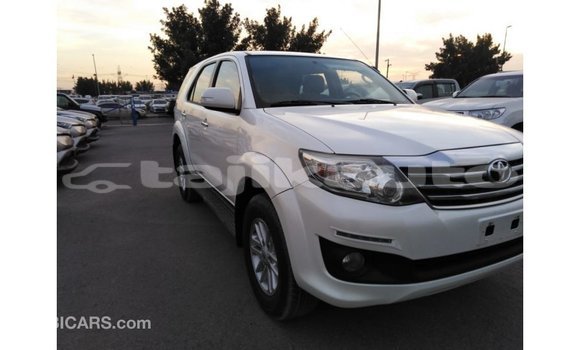 Buy Import Toyota Fortuner White Car in Import - Dubai in Dushanbe Buy Import Toyota Fortuner White Car in Import - Dubai in Dushanbe