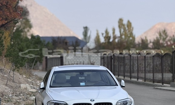 Buy Used BMW 5–Series White Car in Isfara in Sughd