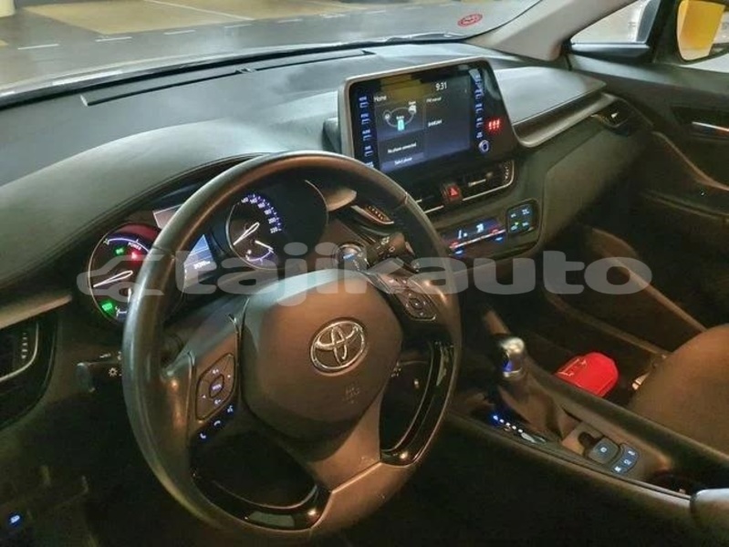 Big with watermark toyota c hr sughd buston 9875