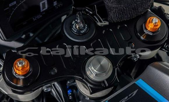 Buy Used Yamaha YZF Black Bike in Dushanbe in Dushanbe Buy Used Yamaha YZF Black Bike in Dushanbe in Dushanbe