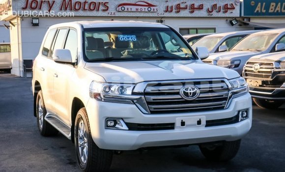 Buy Import Toyota Land Cruiser White Car in Import - Dubai in Dushanbe Buy Import Toyota Land Cruiser White Car in Import - Dubai in Dushanbe