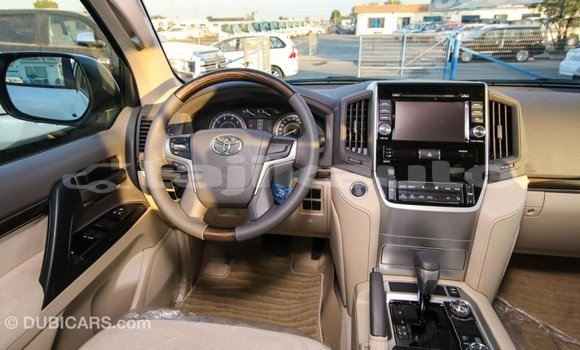 Buy Import Toyota Land Cruiser White Car in Import - Dubai in Dushanbe Buy Import Toyota Land Cruiser White Car in Import - Dubai in Dushanbe