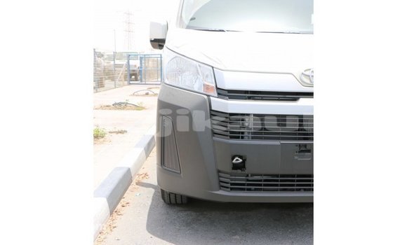 Buy Import Toyota Hiace White Car in Import - Dubai in Dushanbe Buy Import Toyota Hiace White Car in Import - Dubai in Dushanbe