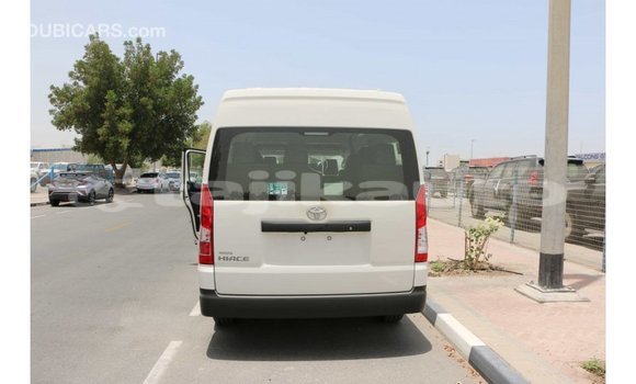 Buy Import Toyota Hiace White Car in Import - Dubai in Dushanbe Buy Import Toyota Hiace White Car in Import - Dubai in Dushanbe