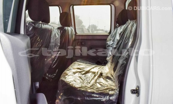 Buy Import Nissan NP 300 White Car in Import - Dubai in Dushanbe Buy Import Nissan NP 300 White Car in Import - Dubai in Dushanbe