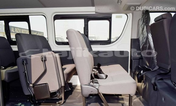 Buy Import Toyota Hiace White Car in Import - Dubai in Dushanbe Buy Import Toyota Hiace White Car in Import - Dubai in Dushanbe