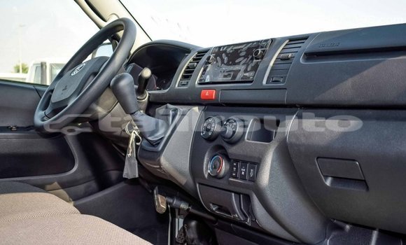 Buy Import Toyota Hiace White Car in Import - Dubai in Dushanbe Buy Import Toyota Hiace White Car in Import - Dubai in Dushanbe