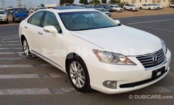 Buy Import Lexus ES White Car in Import - Dubai in Dushanbe Buy Import Lexus ES White Car in Import - Dubai in Dushanbe