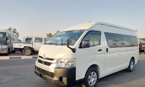 Buy Used Toyota Hiace White Car in Buston in Sughd