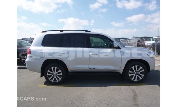 Buy Import Toyota Land Cruiser Other Car in Import - Dubai in Dushanbe Buy Import Toyota Land Cruiser Other Car in Import - Dubai in Dushanbe