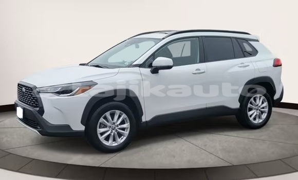 Buy Used Toyota Corolla Cross White Car in Dushanbe in Dushanbe Buy Used Toyota Corolla Cross White Car in Dushanbe in Dushanbe
