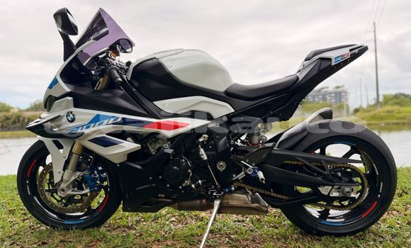 Buy Used BMW S 1000 White Bike in Buston in Sughd Buy Used BMW S 1000 White Bike in Buston in Sughd