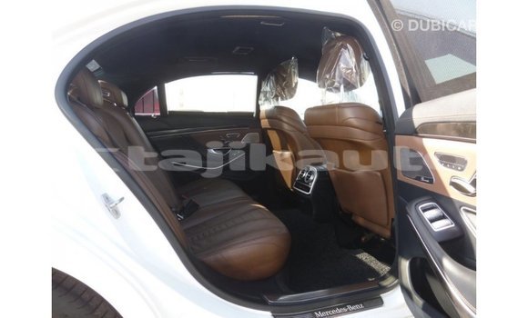 Buy Import Mercedes-Benz 190 White Car in Import - Dubai in Dushanbe Buy Import Mercedes-Benz 190 White Car in Import - Dubai in Dushanbe