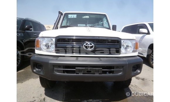 Buy Import Toyota Land Cruiser White Car in Import - Dubai in Dushanbe Buy Import Toyota Land Cruiser White Car in Import - Dubai in Dushanbe