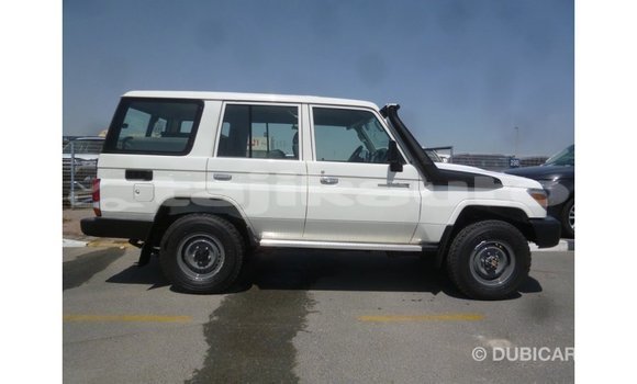 Buy Import Toyota Land Cruiser White Car in Import - Dubai in Dushanbe Buy Import Toyota Land Cruiser White Car in Import - Dubai in Dushanbe