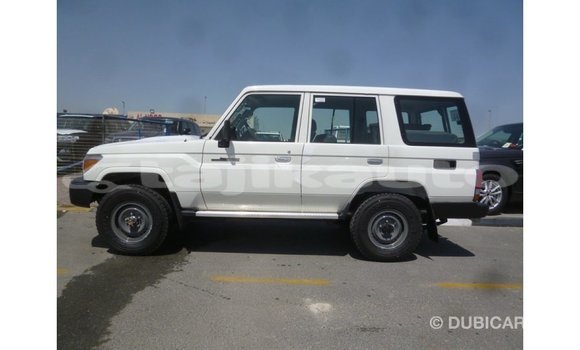 Buy Import Toyota Land Cruiser White Car in Import - Dubai in Dushanbe Buy Import Toyota Land Cruiser White Car in Import - Dubai in Dushanbe