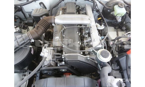 Buy Import Toyota Land Cruiser White Car in Import - Dubai in Dushanbe Buy Import Toyota Land Cruiser White Car in Import - Dubai in Dushanbe