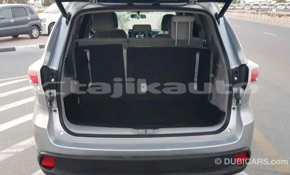 Buy Import Toyota Highlander Other Car in Import - Dubai in Dushanbe Buy Import Toyota Highlander Other Car in Import - Dubai in Dushanbe