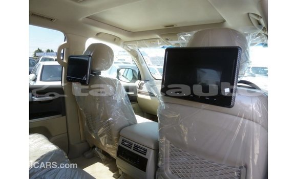 Buy Import Toyota Land Cruiser White Car in Import - Dubai in Dushanbe Buy Import Toyota Land Cruiser White Car in Import - Dubai in Dushanbe