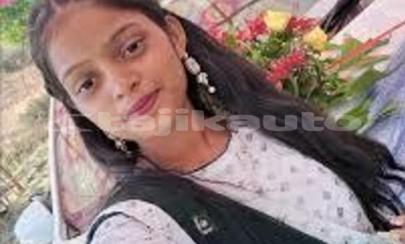 Medium with watermark 32