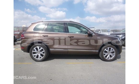 Buy Import Volkswagen Touareg Brown Car in Import - Dubai in Dushanbe Buy Import Volkswagen Touareg Brown Car in Import - Dubai in Dushanbe