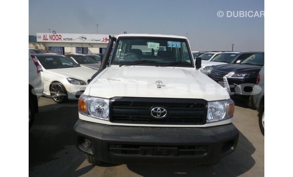 Buy Import Toyota Land Cruiser White Car in Import - Dubai in Dushanbe Buy Import Toyota Land Cruiser White Car in Import - Dubai in Dushanbe