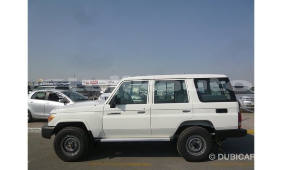 Buy Import Toyota Land Cruiser White Car in Import - Dubai in Dushanbe Buy Import Toyota Land Cruiser White Car in Import - Dubai in Dushanbe