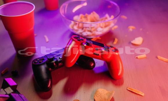 Medium with watermark pexels pavel danilyuk 7776882