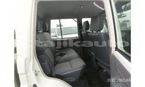 Buy Import Toyota Land Cruiser White Car in Import - Dubai in Dushanbe Buy Import Toyota Land Cruiser White Car in Import - Dubai in Dushanbe